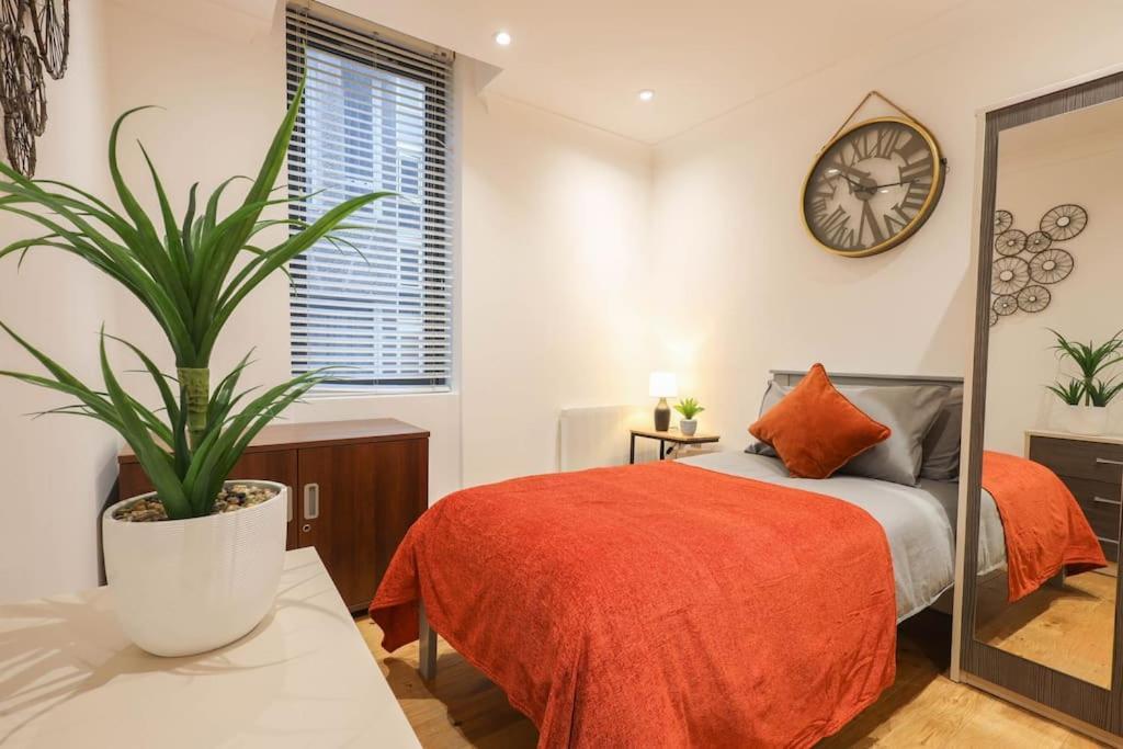 Апартаменты Centre, Spacious, Ensuite, Smart Tv, Sofa Bed Бристоль