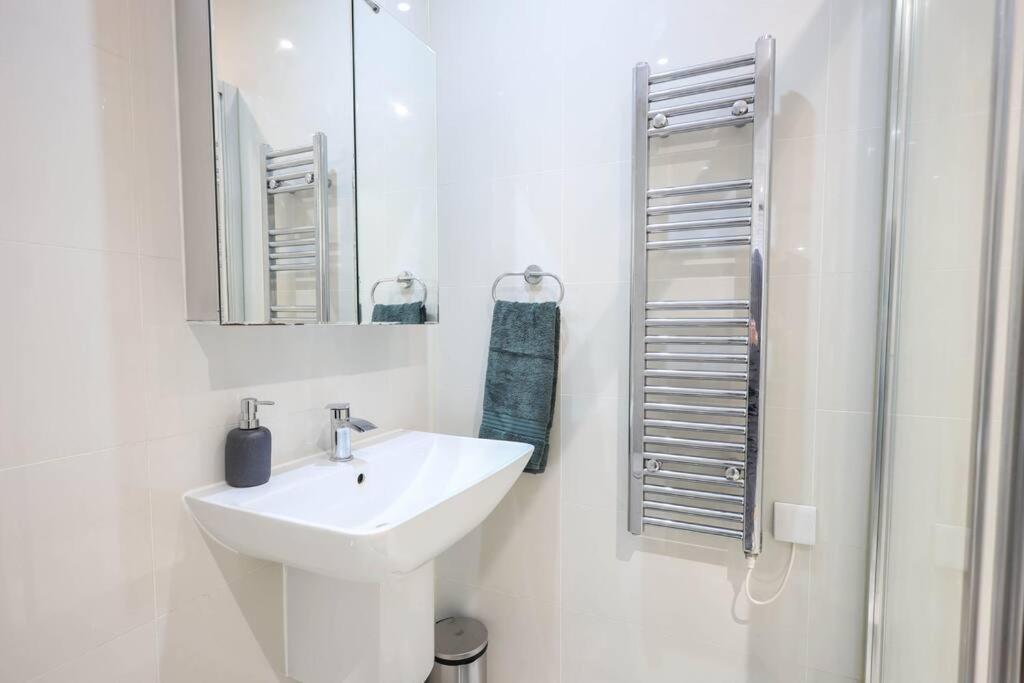 Centre, Spacious, Ensuite, Smart Tv, Sofa Bed Апартаменты Бристоль